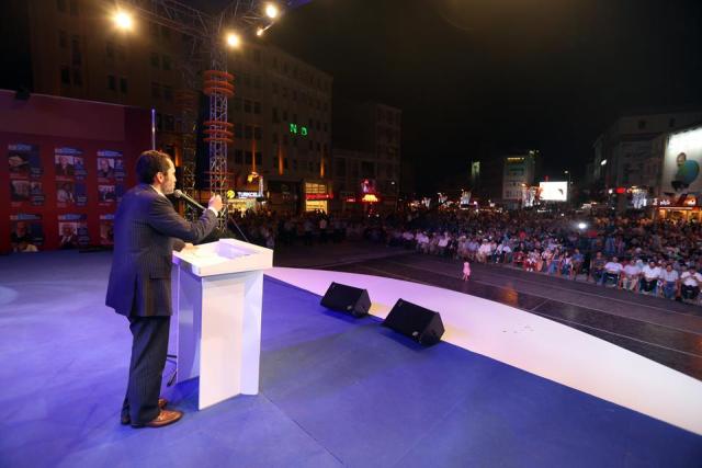 Fatih Erbakan kimi destekliyor? Erbakan ailesi kimi destekliyor?