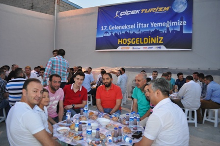 Çiçek Turizm’den iftar