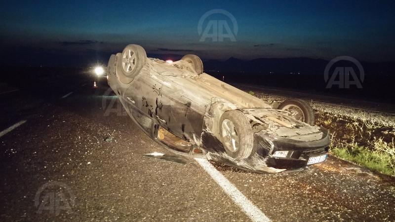 Konya'da otomobil devrildi: 6 yaralı