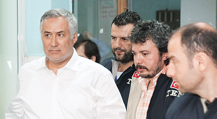 'Paralel yapı' operasyonunda 11 tutuklama