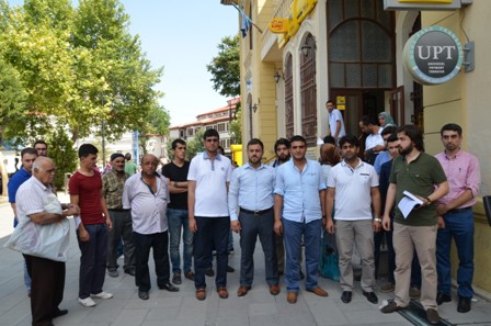 AK Parti Konya İl Gençlik Kolları,İhsanoğlu'na İstiklal Marşı ve Safahat gönderdiler