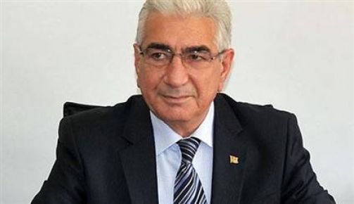 Bal İhsanoğlu'na destek istedi