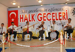 Fatih'te halk gecesi coşkusu
