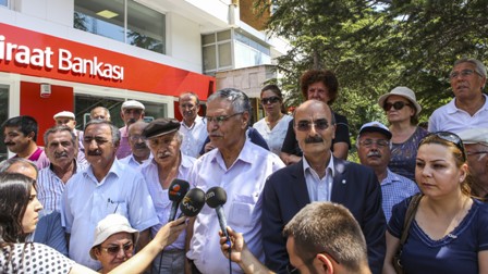 CHP Konya’dan İhsanoğlu’na bağış