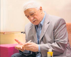 Fethullah Gülen'in yeni ceketi