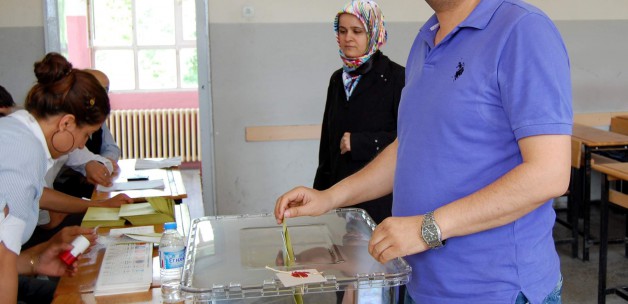 Türkiye'de yarın bir tarih yazılacak!