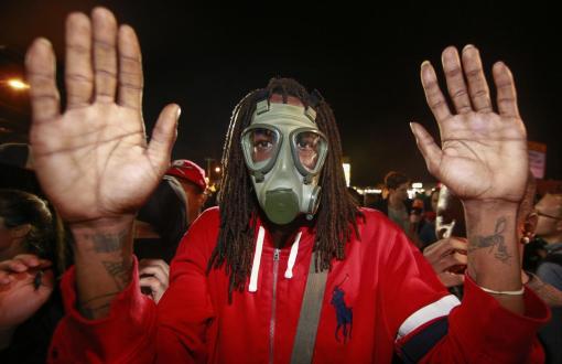 Ferguson neden patlak verdi?