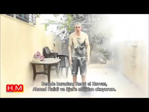 Gazzeli çocuklar için başına bir kova toprak döktü!