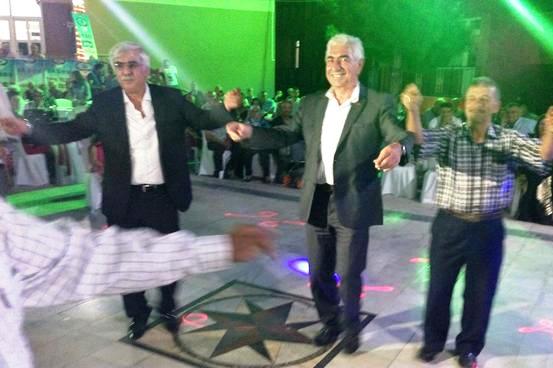 MHP'li Faruk Bal kimin düğününde oynadı?