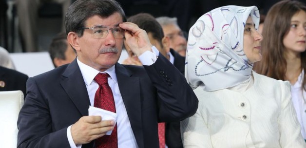 Davutoğlu'nun özgeçmişindeki ayrıntı