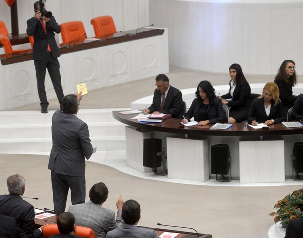 CHP'de yemin krizi