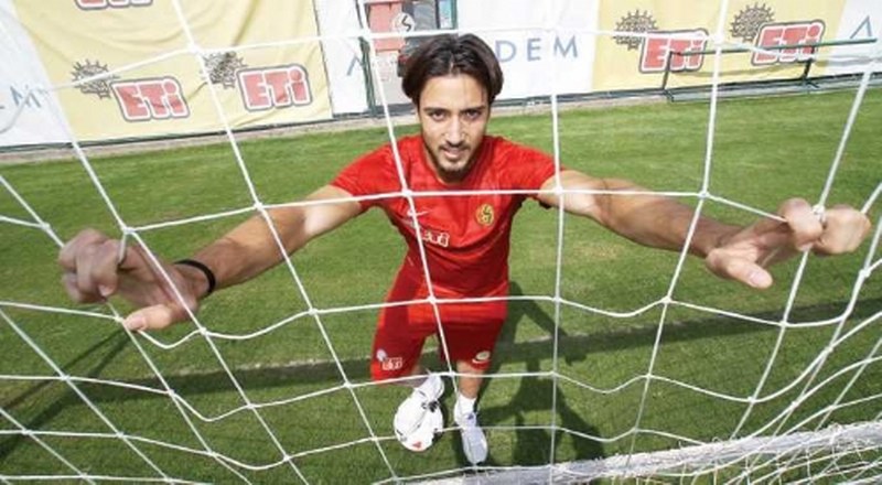 Galatasaray'ın Tarık Çamdal ısrarı neden? Tarık Çamdal kimdir?