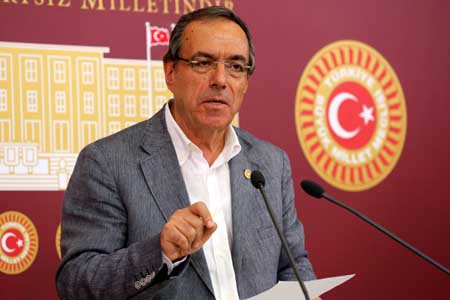 Kart’tan Başbakan Davutoğlu’na soru önergesi