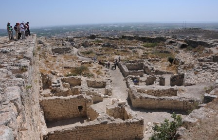 Tarihi Silifke Kalesi Yüzyıllar Sonra Gün Yüzüne Çıkıyor