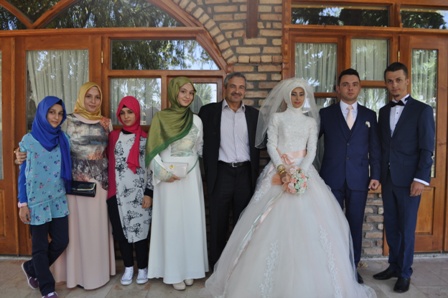 Kırdı ve Şimşek ailelerinin mutlu günü
