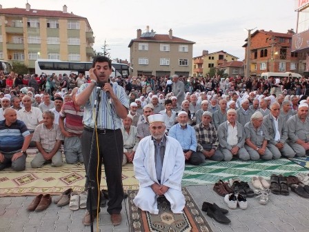 Akşehir'den kutsal topraklara yolculuk başladı