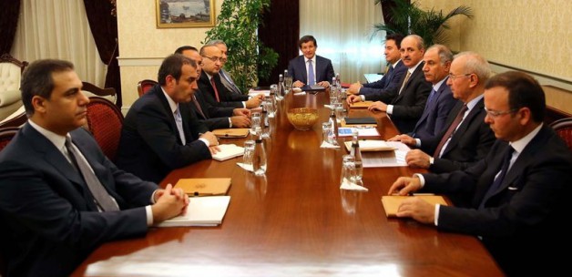 Davutoğlu çözüm süreci zirvesini topladı