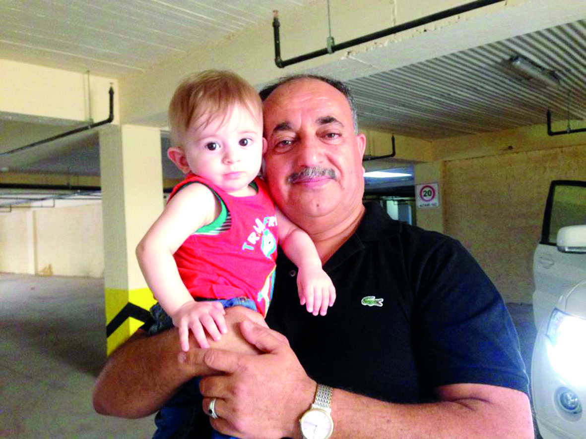 Ali Durak torun seviyor