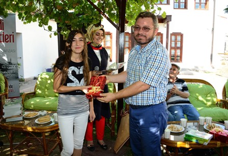 Hızlı okuma yarışması ödülleri verildi