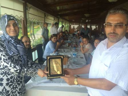 Altunkaynak plaket aldı