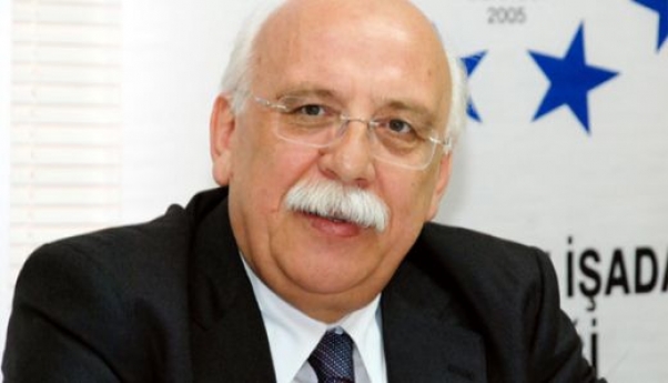 Nabi Avcı de/da bağlacının nasıl yazıldığını anlattı