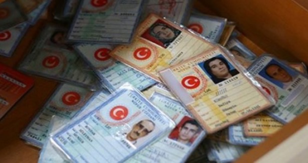 Köylüler soy isimlerine isyan etti