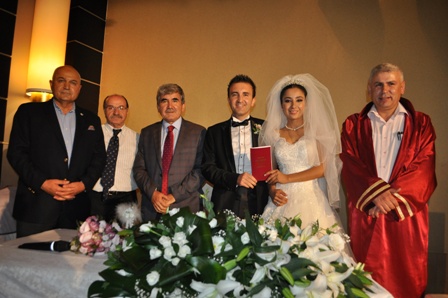Kaya ve Er ailesinin mutlu günü