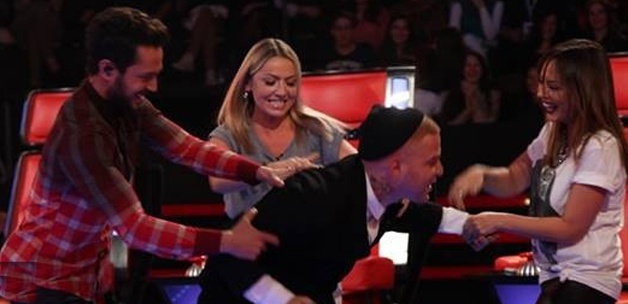 Murat Boz, Athena Gökhan'nı kıskanmış!