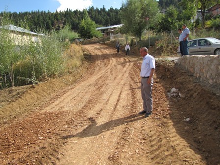 Yalıhüyük Gölcük yayla yoluna kış bakımı