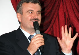 'Sevgisi olmayan Başkanlık yapmasın'