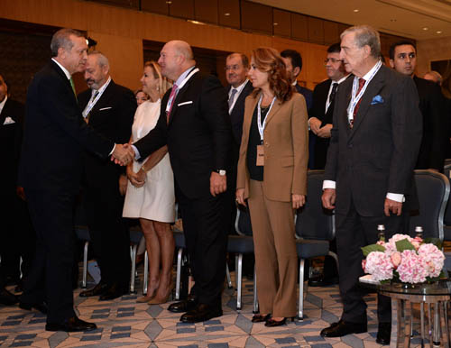 Erdoğan'dan Koç'lara "Ananas" hatırlatması