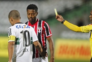 Alex'in  denemesi yarım kaldı