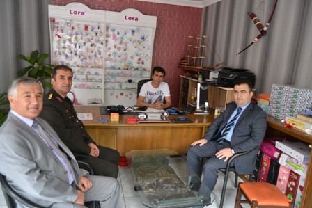 Kulu Kaymakamı vatandaşlarla sohbet etti