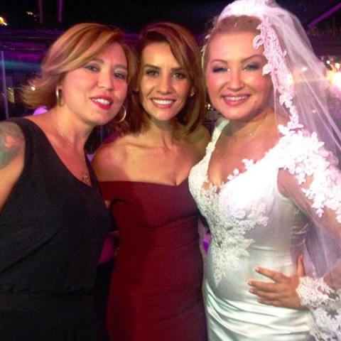 Zahide Yetiş Cem Arısoy evlendi... İşte düğün fotoğrafları