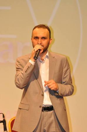 Hüseyin Arı, Nevbahar albümünü tanıttı