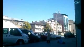 Kocasını vurup başında bekledi!