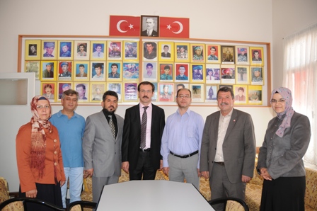 KONMUHDER, şehit ailelerini unutmadı