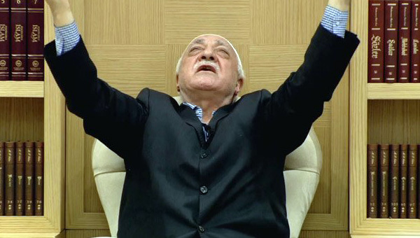 Fethullah Gülen paralel medyaya yeni taktiği anlattı