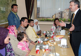 Engellilerden Akyürek'e ziyaret
