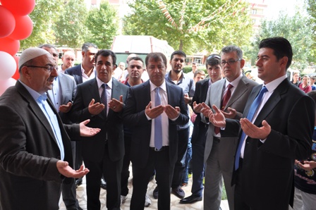 Ömer Aybak Çiğ Köfte açıldı