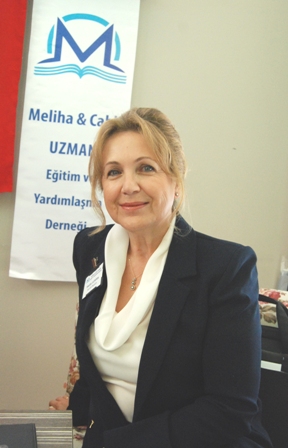Uzman Eğitim Derneği hizmete girdi