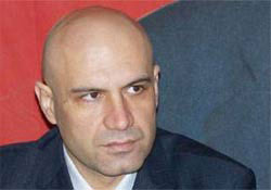 Tayyip'in özel kalemi, Paşa'nın müridi