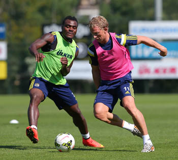 Fenerbahçeli Oyuncu Kuyt:
