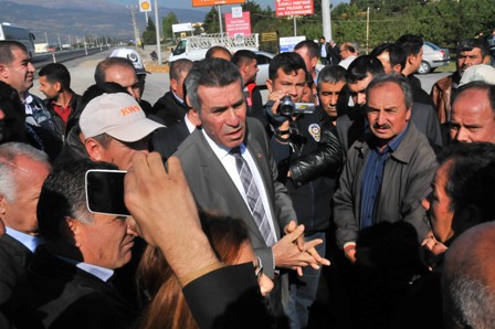 Akşehir’de bariyer protestosu