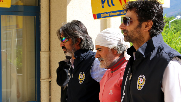 Dizi ve sinema oyuncusu 8 bin lira için adam öldürdü