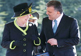 KRALİÇE ziyaretinin flaş sırrı