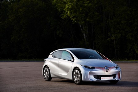 RENAULT, ESPACE İLE PARİS'İ SALLADI