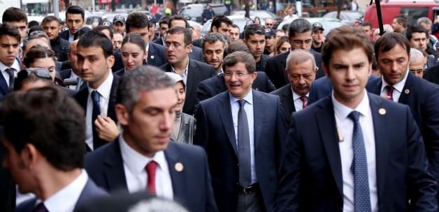 Başbakan'dan bayram sabahı büyük vefa