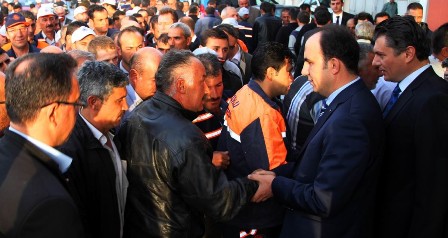 Altay, belediye personeliyle bayramlaştı