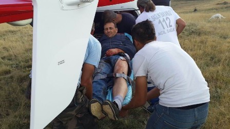 Yanlışlıkla arkadaşlarını vurdu